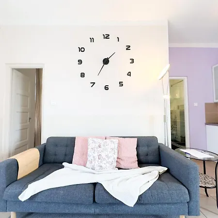 Cozy 1br With Skyline View - Purple Skyline Budapest
