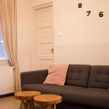 Apartamento 1br Stylish With Views & Ac - Purple Skyline