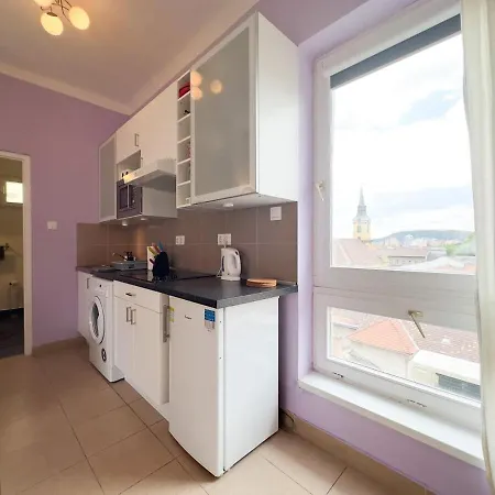 1br Stylish With Views & Ac - Purple Skyline Apartmán Budapešť